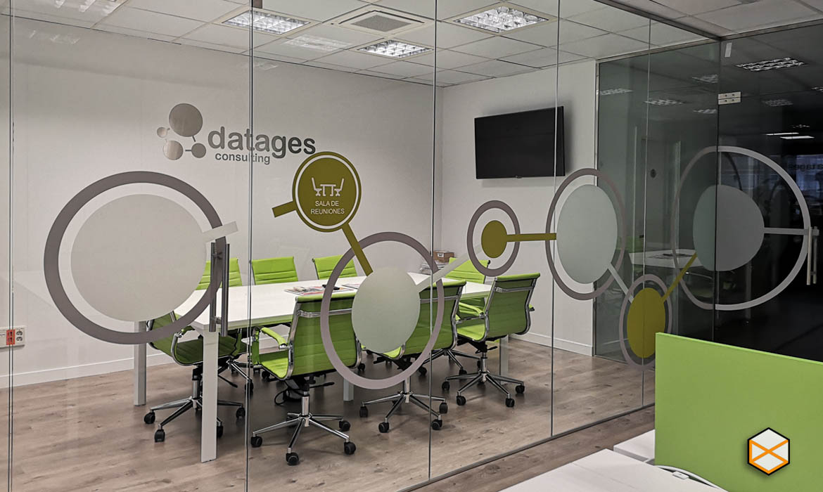 Vinilos para la oficina de Datagesconsulting